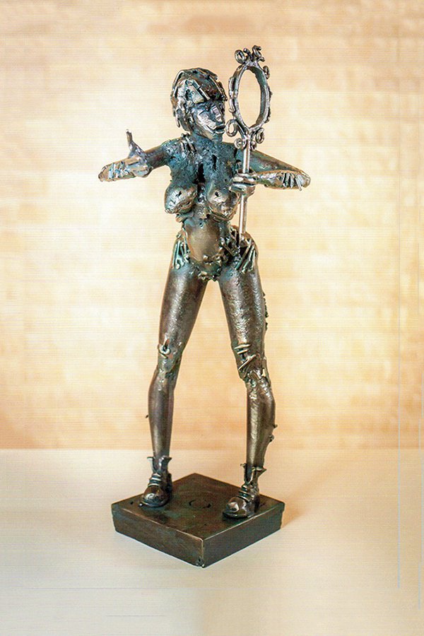 Скульптура «Женщина с зеркалом»