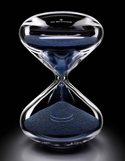 Фото De Bethune x HG Timepiece: коллаборация Cerulean Hourglass с Марком Ньюсоном